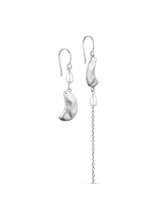 Pure By Nat - Noelle Hook Earrings Silver