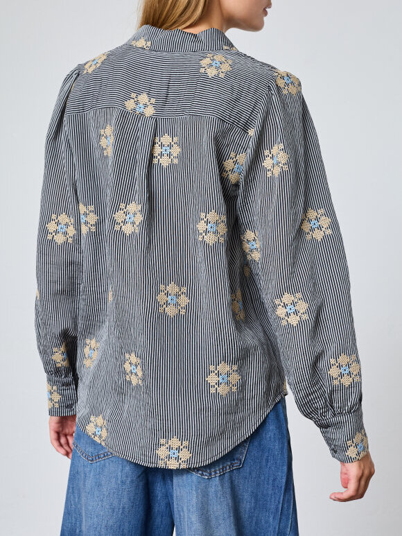 Love & Divine - Love919-19 Shirts Black Stripe