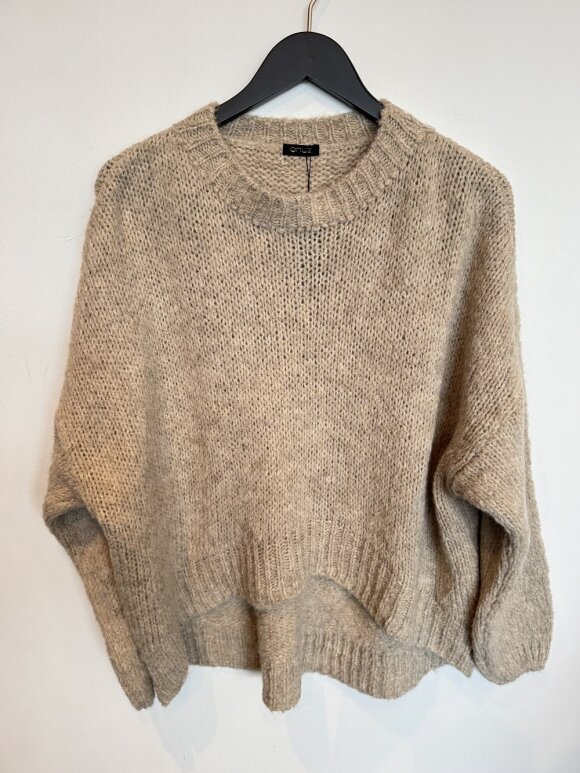 Qnuz - Longe sleeve Knit Taupe