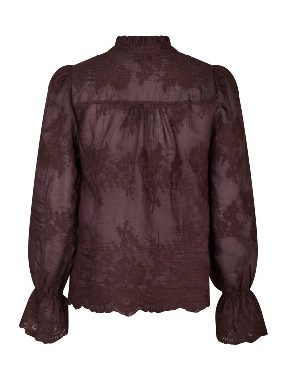 Neo Noir - Amara Big Embroidery Blouse