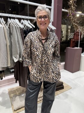 WAUW - Luna Shirt Wauw Leo WAUW - Luna Shirt Wauw Leo