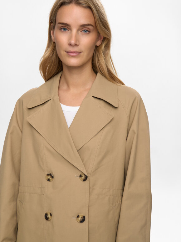 Numph - NUFlorian Short Jacket Sesame