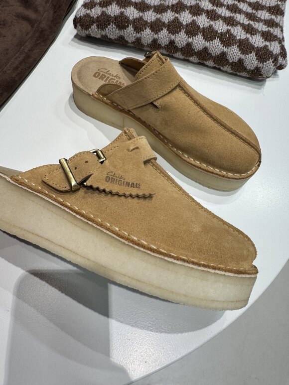 Clarks - Trekwedge Mule Mid tan suede