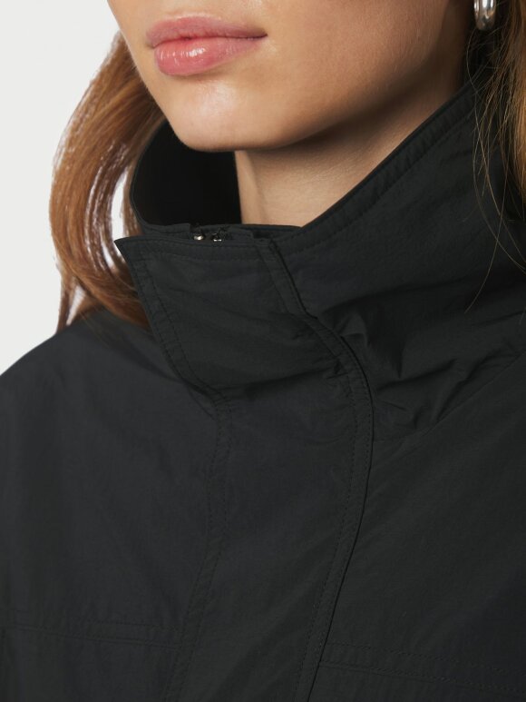 Neo Noir - Kaia Jacket Black