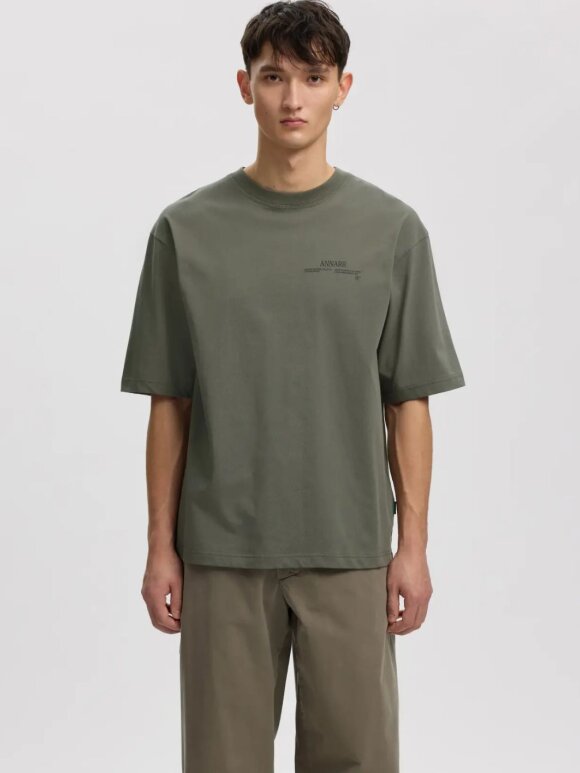 ANNARR - ANROKHOLM LOGO SS O-NECK TEE