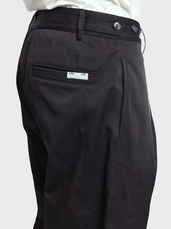 LAU--LAU - LAU Wide Pleated Trousers