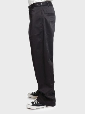 LAU--LAU - LAU Wide Pleated Trousers