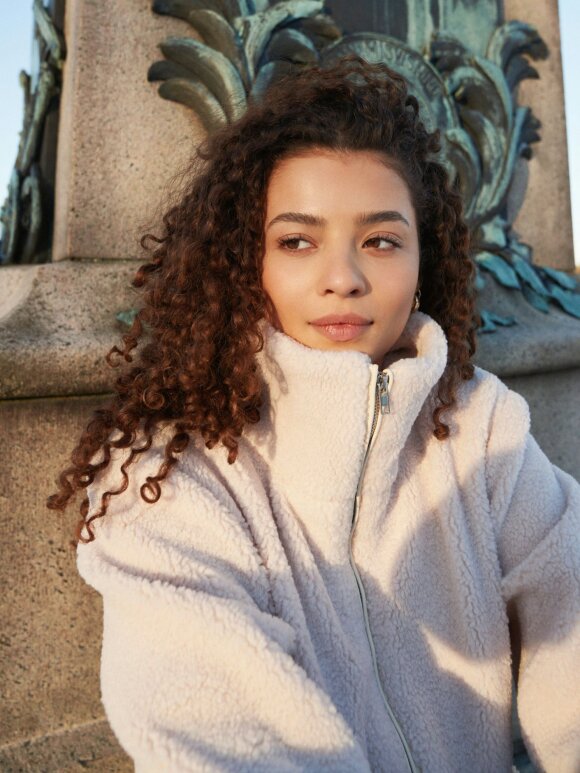 Neo Noir - Effa Teddy Jacket Ivory