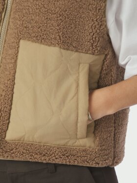 Neo Noir - Scout Teddy Waistcoat taupe