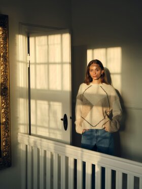 Neo Noir - Inga Check Fluff Knit Blouse