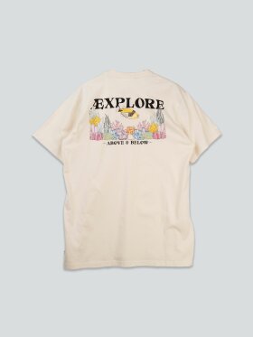 Lakor - Underwater Garden T-Shirt