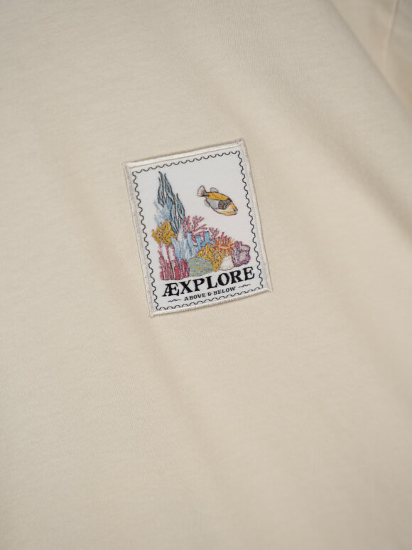 Lakor - Wall of Wonder Patch T-shirt