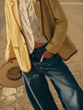 HEYANNO - MMHWisdom Edge Blazer pampas