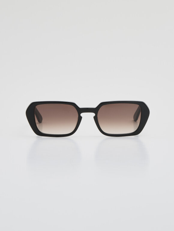 Anatoli - Marselis Solbrille Solid Black