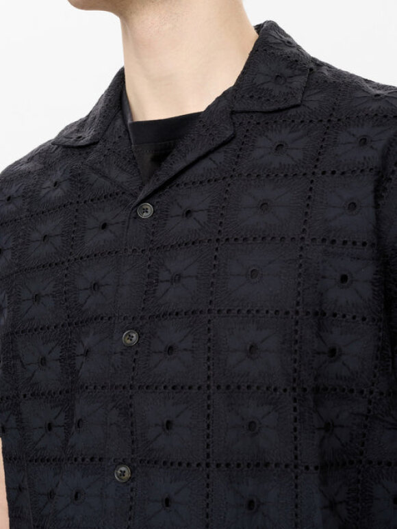 Anerkjendt - Akleander Lace EMB SS Shirt