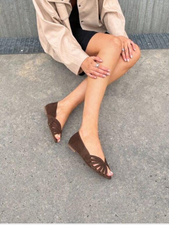 Copenhagen Shoes - Passionate Suede Dark Brown