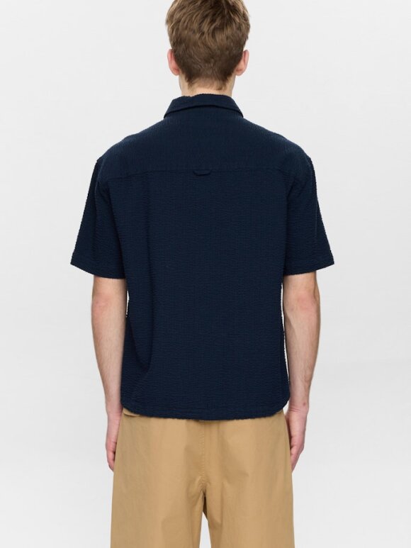 Anerkjendt - AKOTTO SEERSUCKER SS OVERSHIRT