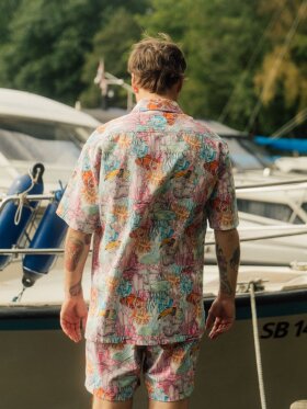 Lakor - Underwater Garden Short sleeve shirt