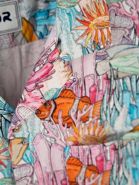 Lakor - Underwater Garden Short sleeve shirt