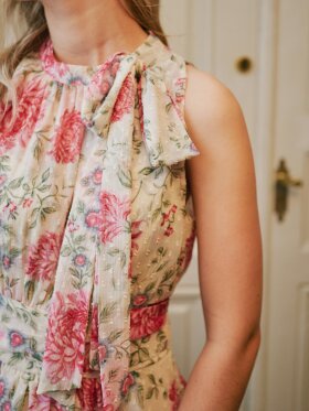 Neo Noir - Marli Big Flower Dress Creme