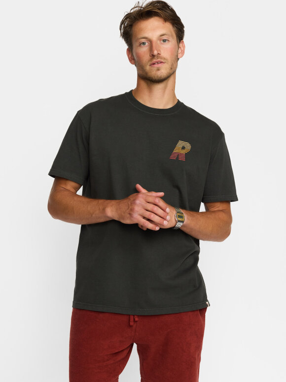 Revolution - Printed T-shirt