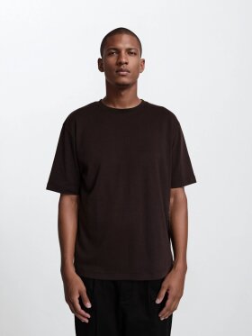 Plenum Studio - KRISTO TEE