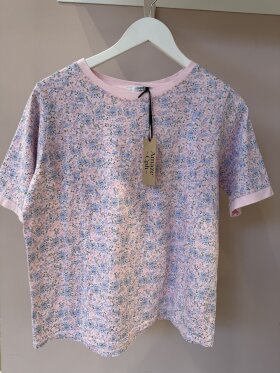 Amaze Cph - Olga T-shirt Light Rose Amaze Cph - Olga T-shirt Light Rose