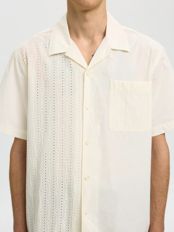 Selected - SLHRLXJAX Broderie SS Shirt