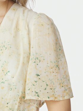 Neo Noir - Serna Flower Print Dress yello