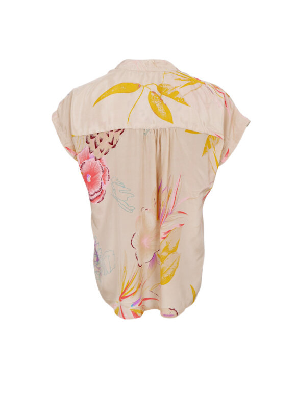 Black Colour - BCLuna Andrea S/S Blouse Poppy