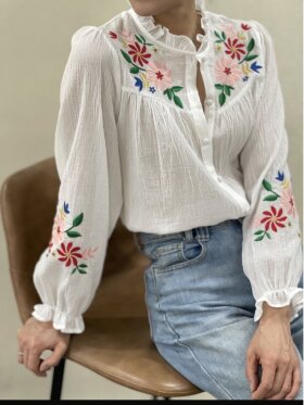 Boho Love - Skjorte White Big Flower