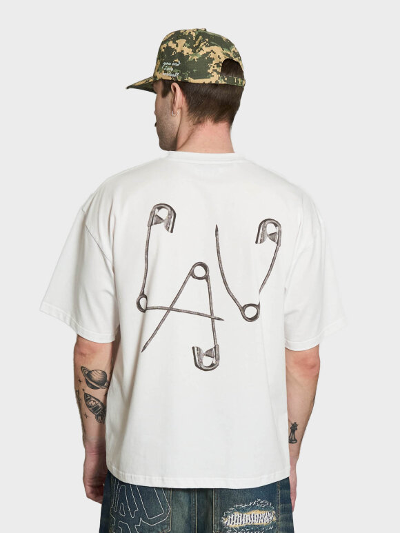 LAU--LAU - Safety Pin Tee