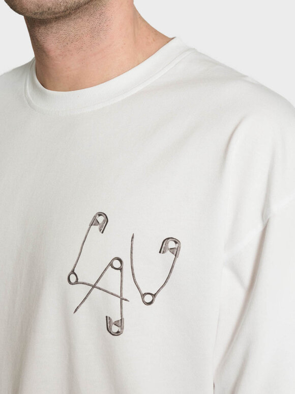 LAU--LAU - Safety Pin Tee