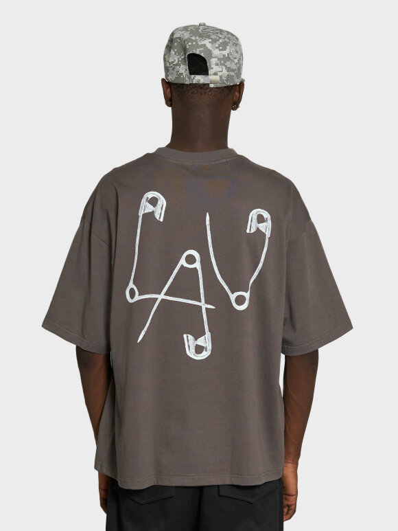 LAU--LAU - Safety Pin Tee