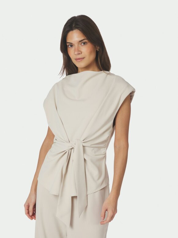 Neo Noir - Katarim Crepe Top Ivory