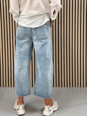 Cabana Living - Morin Jeans Light Denim