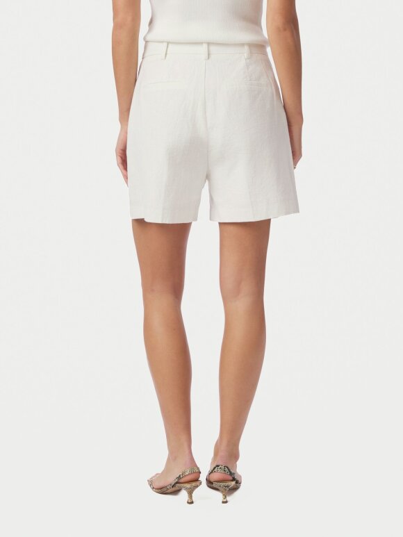 Neo Noir - Sega Ramie Shorts Off White