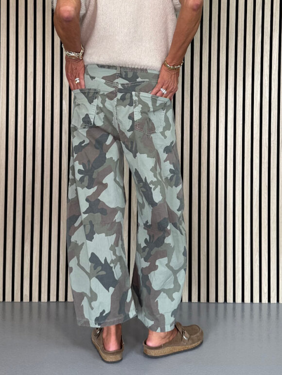 Cabana Living - Wild Balo Pant Beige Camo
