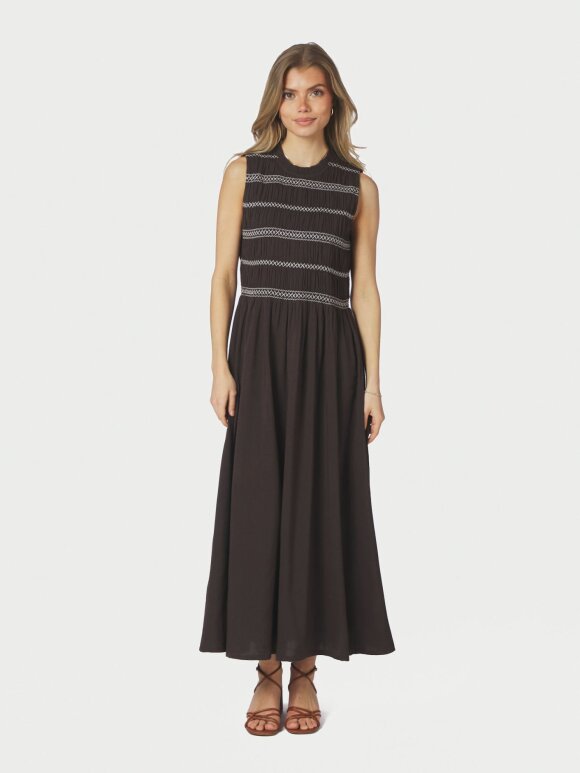 Neo Noir - Atika Deco Smock Dress Brown