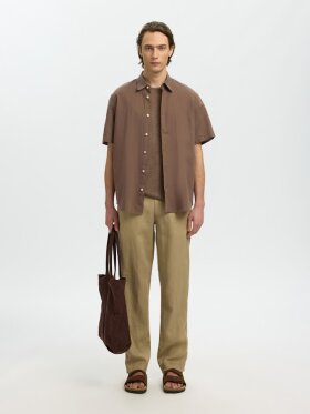 Selected - SLHREGClay Linenblend SS Shirt Selected - SLHREGClay Linenblend SS Shirt