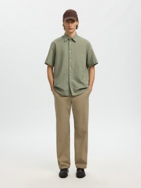 Selected - SLHREGClay Linenblend SS Shirt Selected - SLHREGClay Linenblend SS Shirt