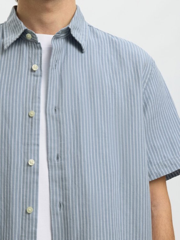 Selected - SLHREGClay Linenblend SS Shirt