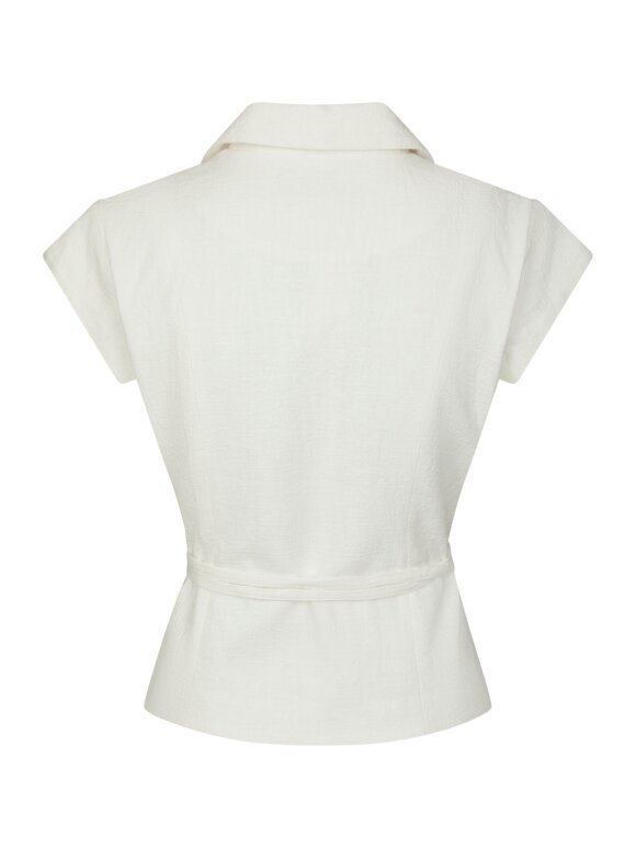 Neo Noir - Salima Ramie Waistcoat Offwhit