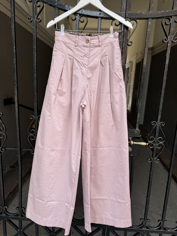 Amaze Cph - Bianca Buks light Rose