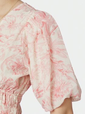 Neo Noir - Minutti Print Blouse Off White Neo Noir - Minutti Print Blouse Off White