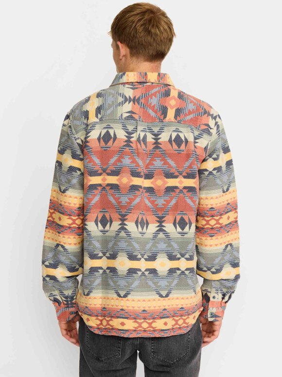 Revolution - Shirt