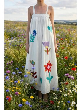 Qnuz - Boheme dress w. embrodery Ecru