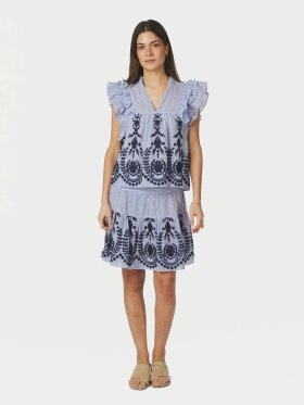Neo Noir - Jayla stripe Embroidery Top