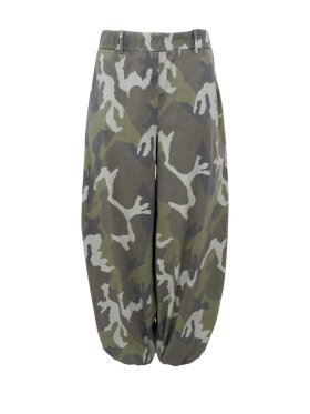 Black Colour - BCAllly BAlloon Pant Camoufalg Black Colour - BCAllly BAlloon Pant Camoufalg