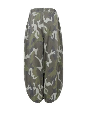 Black Colour - BCAllly BAlloon Pant Camoufalg Black Colour - BCAllly BAlloon Pant Camoufalg